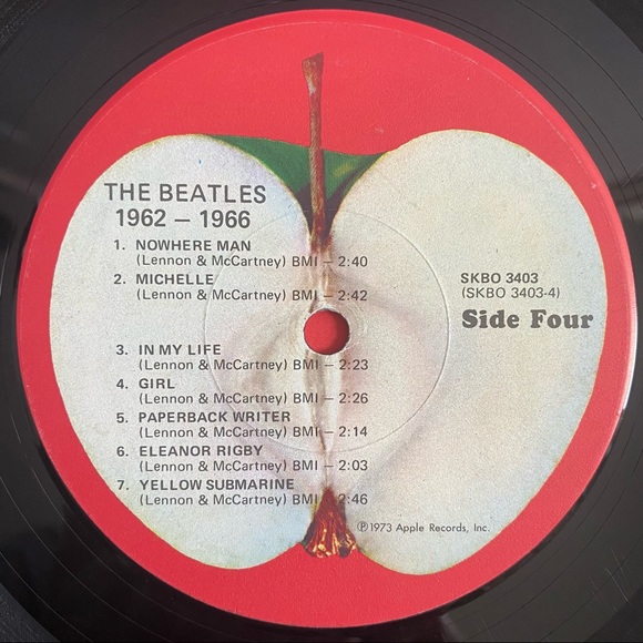 The Beatles 1962-1966 Vinyl Record - Picture 16 of 16